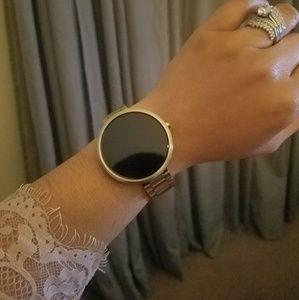 SOLD🚫 Women's Moto 360 Smart Watch